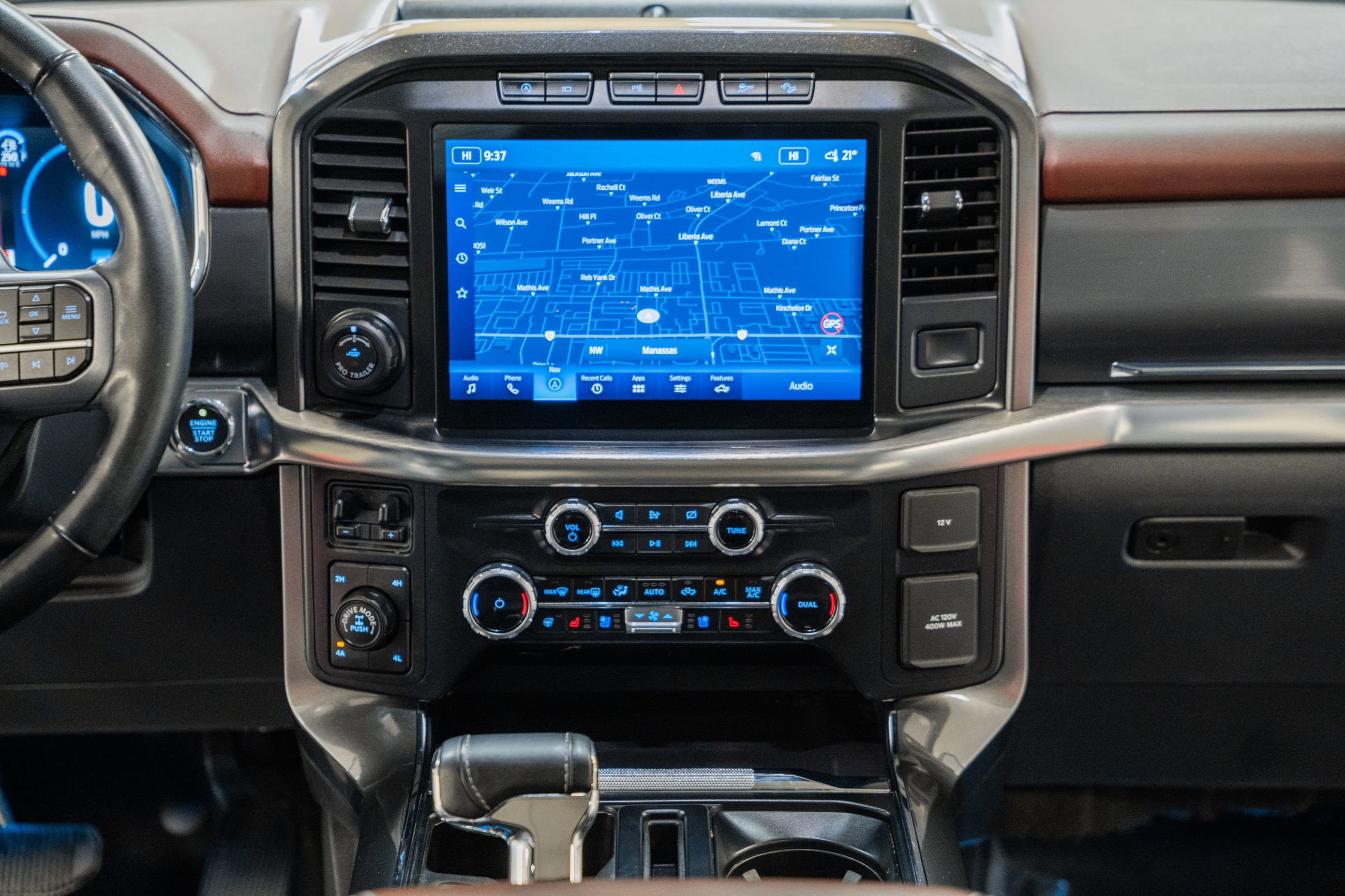 Certified 2023 Ford F150 Lariat w/ Equipment Group 502A High image 28