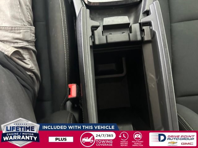 Used 2024 Nissan Rogue S AWD/4WD image 21