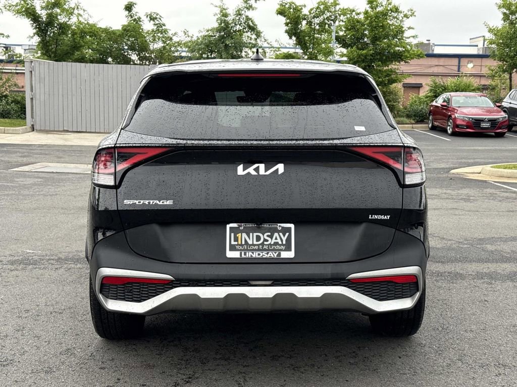 Used 2023 Kia Sportage EX FWD image 4