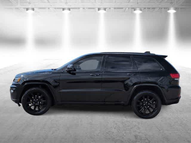 Used 2019 Jeep Grand Cherokee Altitude AWD/4WD image 5