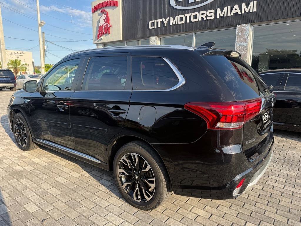 Used 2018 Mitsubishi Outlander SEL AWD/4WD image 4