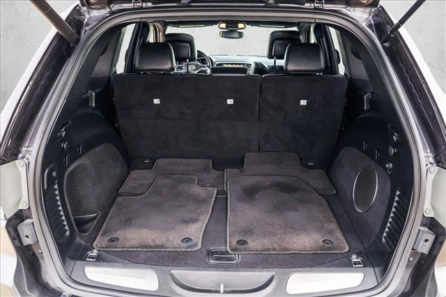 Used 2018 Jeep Grand Cherokee Overland AWD/4WD image 25