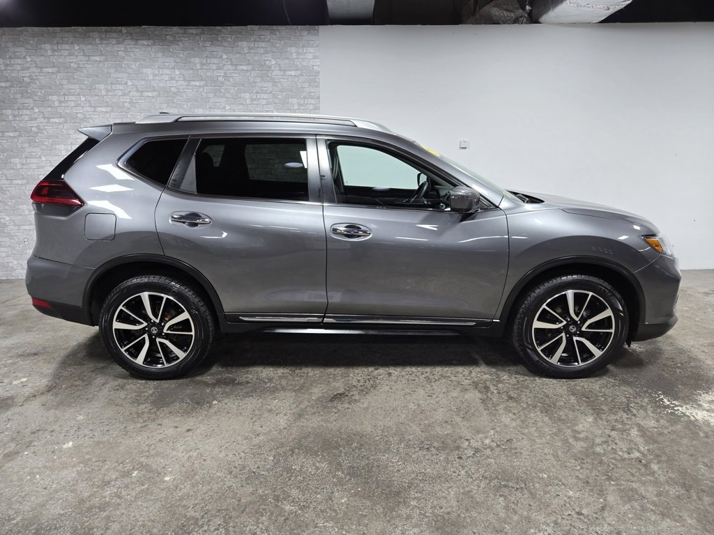 Used 2020 Nissan Rogue SL image 3
