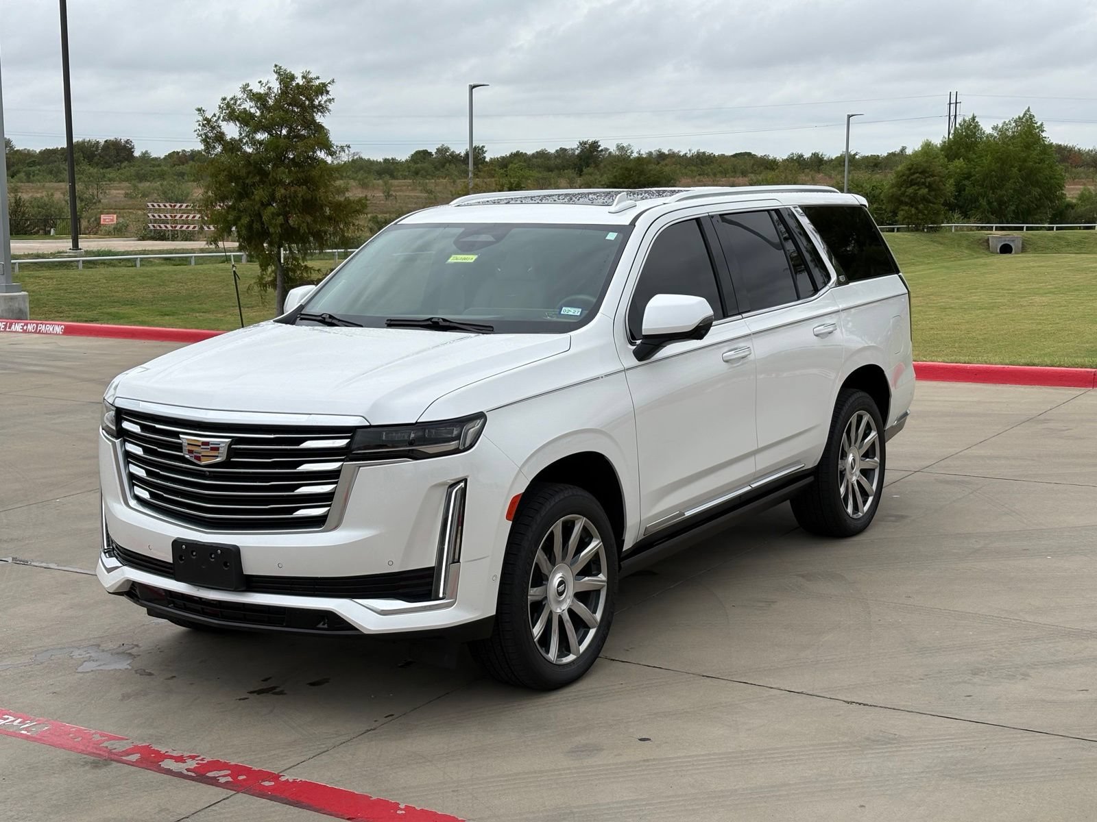 Used 2023 Cadillac Escalade Premium Luxury Platinum AWD/4WD image 11