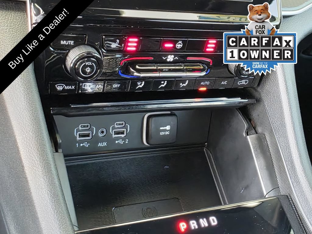 Used 2025 Jeep Grand Cherokee Laredo w/ Luxury Tech Group I AWD/4WD image 23