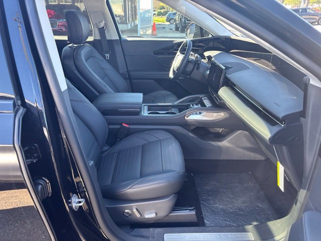 New 2026 Lincoln Nautilus Reserve w/ Jet Appearance Package AWD/4WD image 24