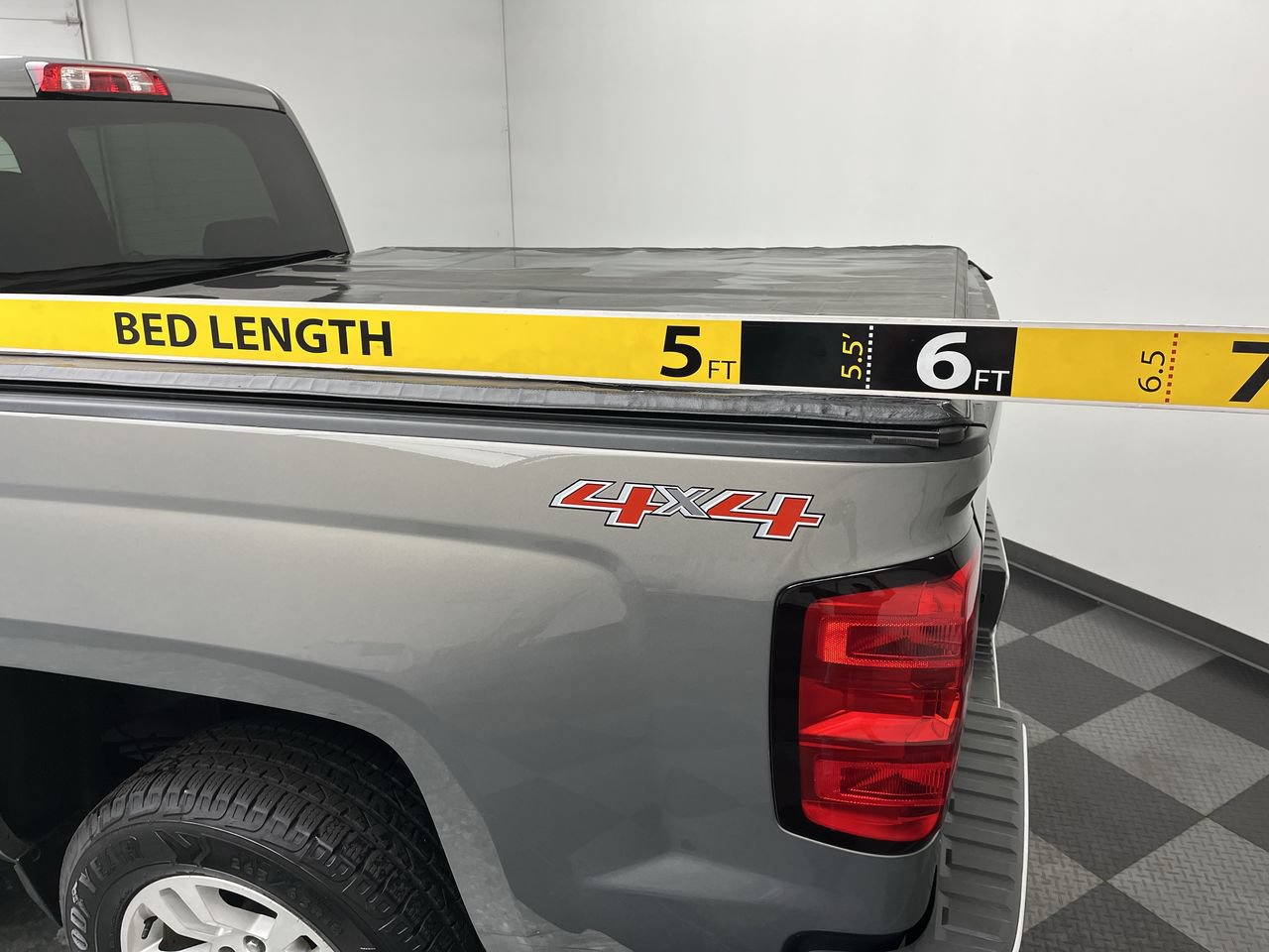 Used 2017 Chevrolet Silverado 1500 LT w/ All Star Edition AWD/4WD image 29