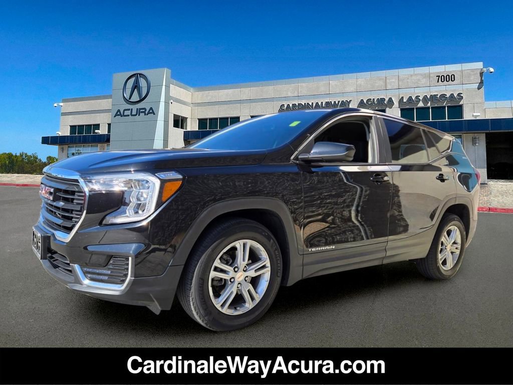 Used 2023 GMC Terrain SLE FWD image 2