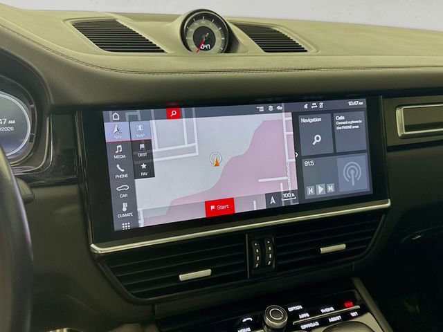 Used 2020 Porsche Cayenne Turbo image 13