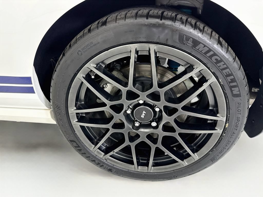 Used 2013 Ford Mustang Shelby GT500 RWD image 27