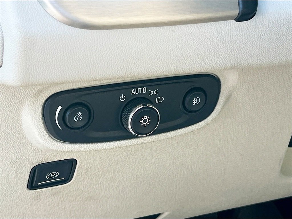 Used 2020 GMC Terrain Denali w/ Denali Premium Package image 10