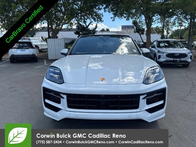Used 2024 Porsche Cayenne S AWD/4WD image 8