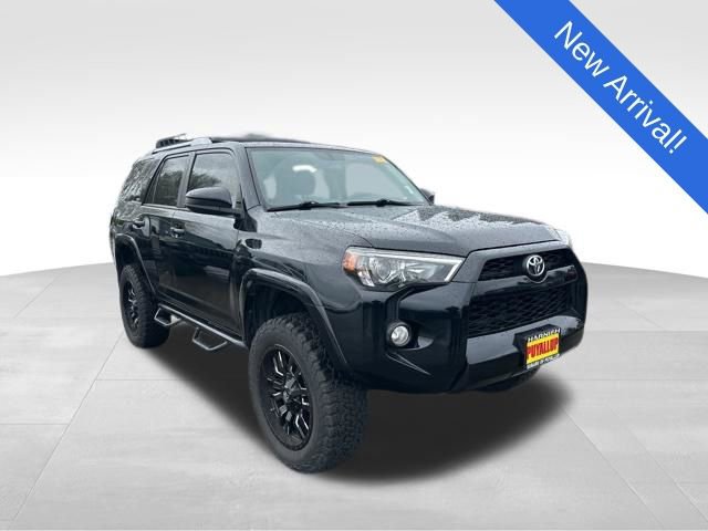 Used 2018 Toyota 4Runner SR5 image 1