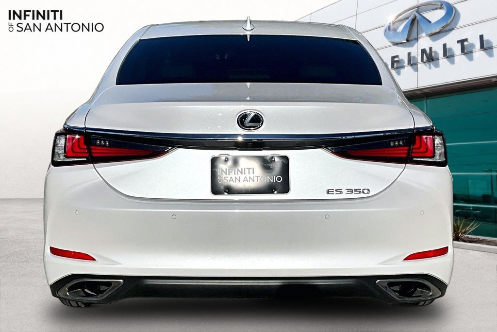 Used 2024 Lexus ES 350 w/ Premium Package FWD image 5