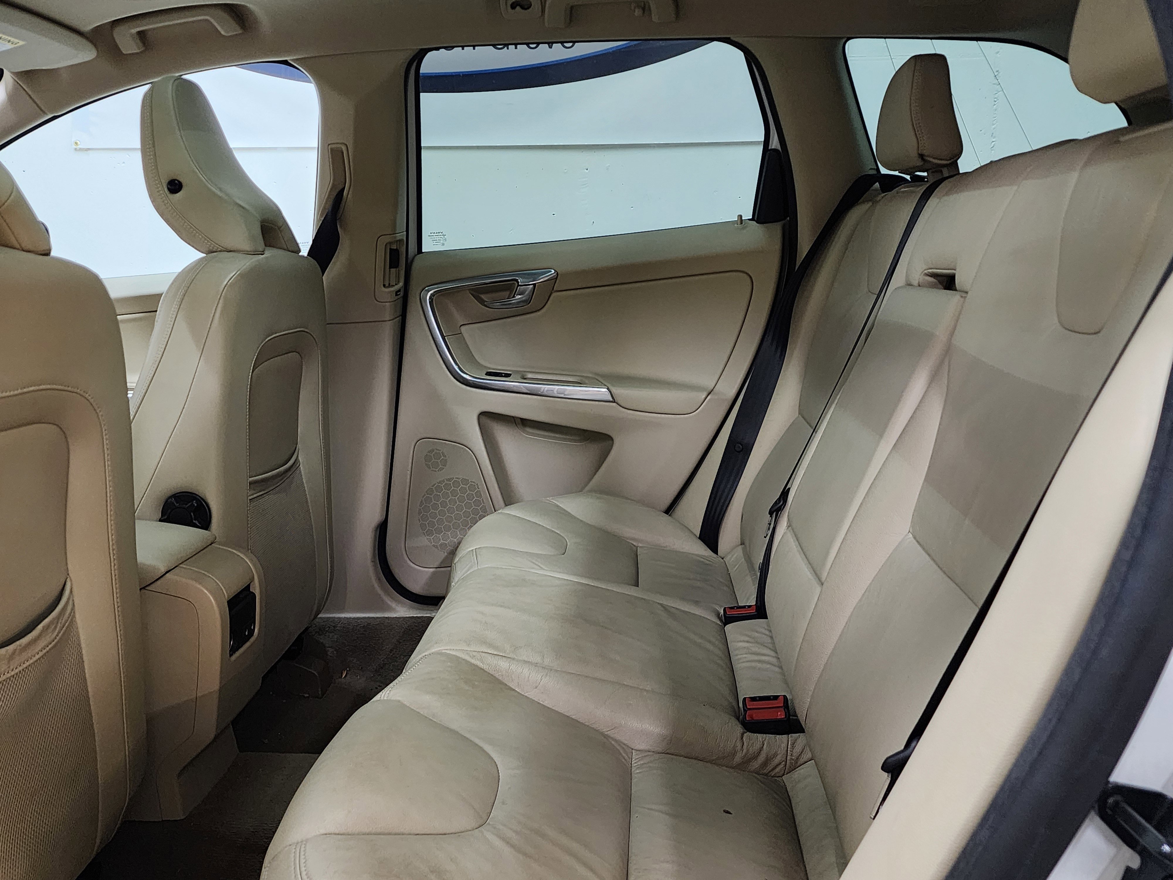 Used 2013 Volvo XC60 T6 image 17