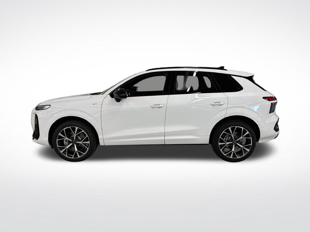 New 2026 Audi Q3 quattro 2.0T AWD/4WD image 2