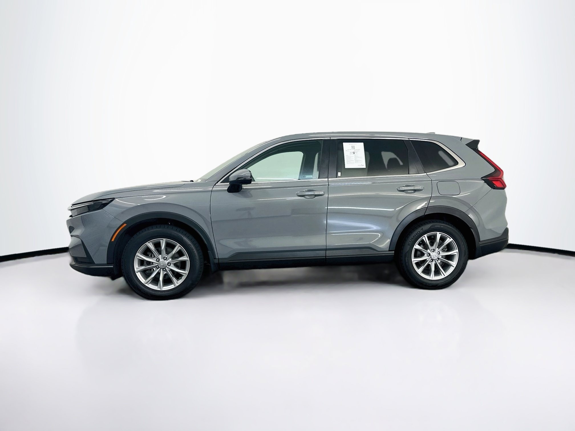 Used 2025 Honda CR-V EX image 4