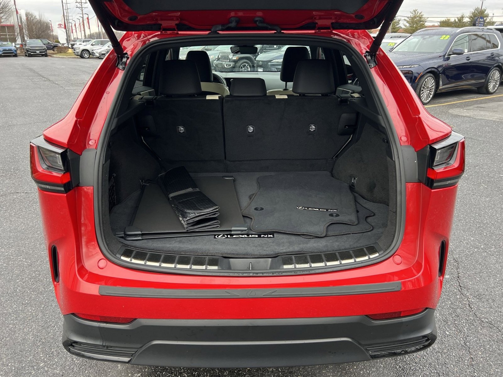 Used 2024 Lexus NX 250 FWD image 24