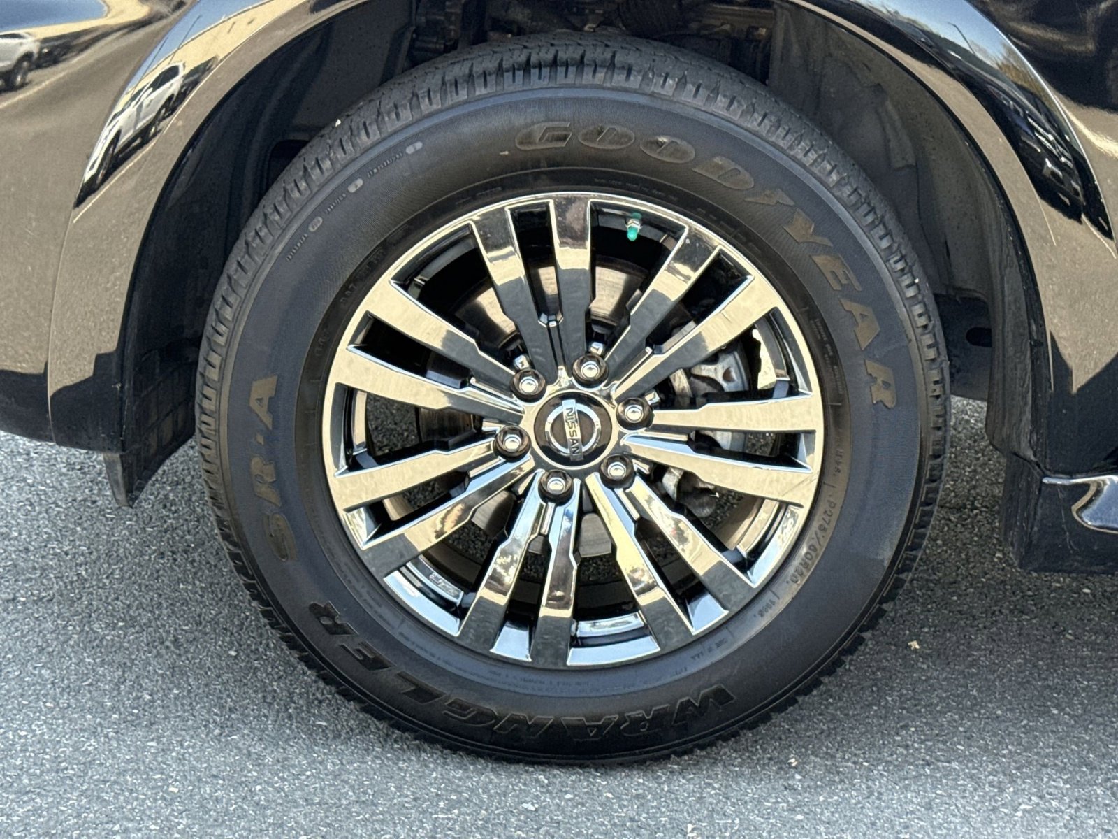 Used 2019 Nissan Armada Platinum w/ Captain's Chairs Package image 12