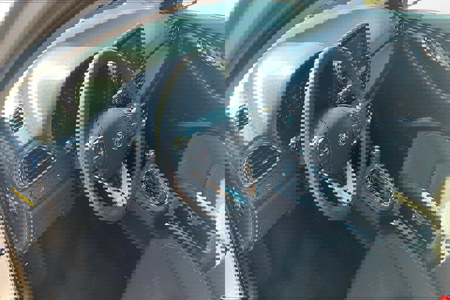 Used 2018 Hyundai Elantra GT image 20