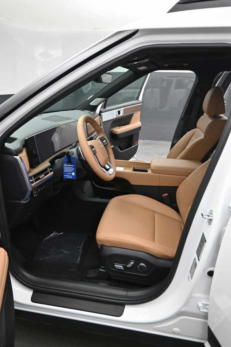 New 2026 Hyundai Santa Fe Limited AWD/4WD image 16
