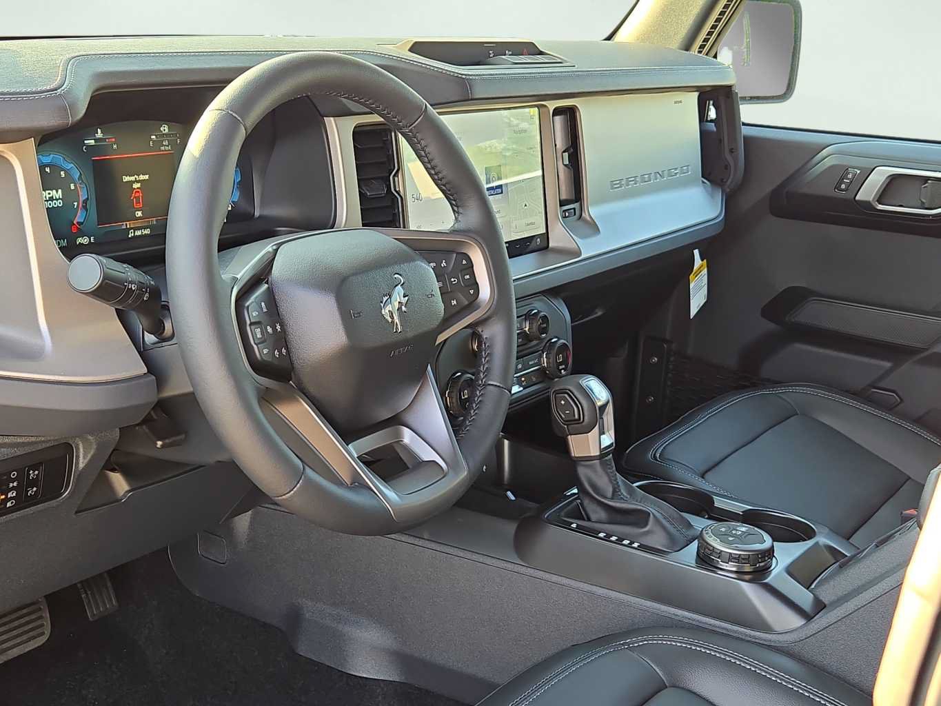New 2026 Ford Bronco Outer Banks AWD/4WD image 8
