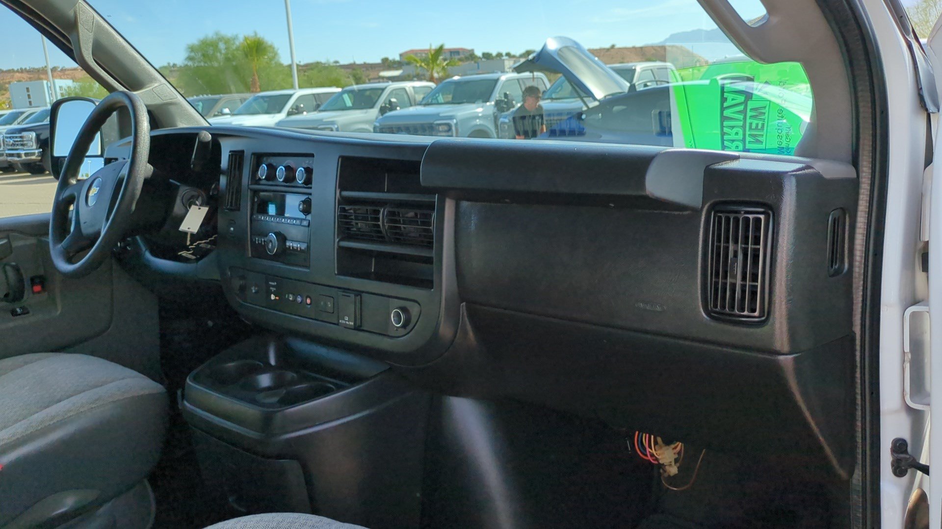 Used 2019 Chevrolet Express 2500 LT w/ LT Preferred Equipment Group RWD image 25