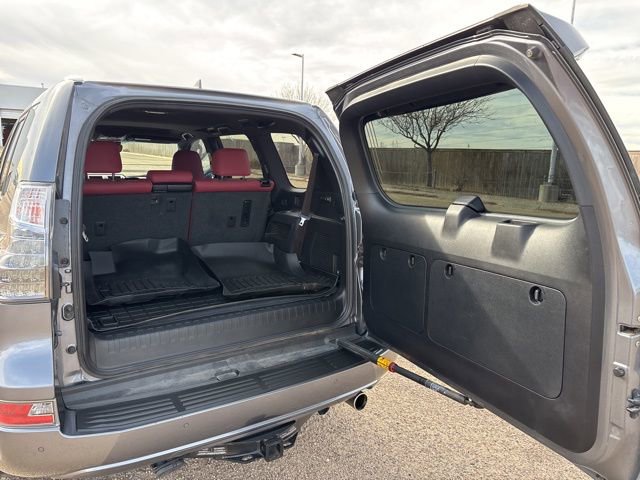 Used 2021 Lexus GX 460 Premium w/ Premium Package image 6