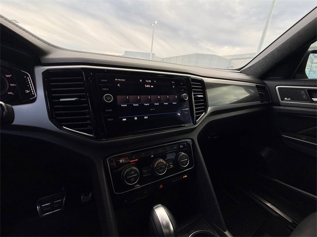 Used 2020 Volkswagen Atlas Cross Sport SEL Premium R-Line image 21