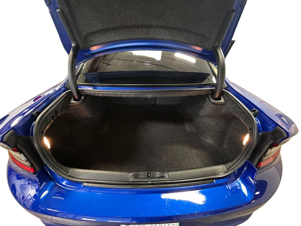 Used 2020 Dodge Charger SXT w/ Cold Weather Package RWD image 19