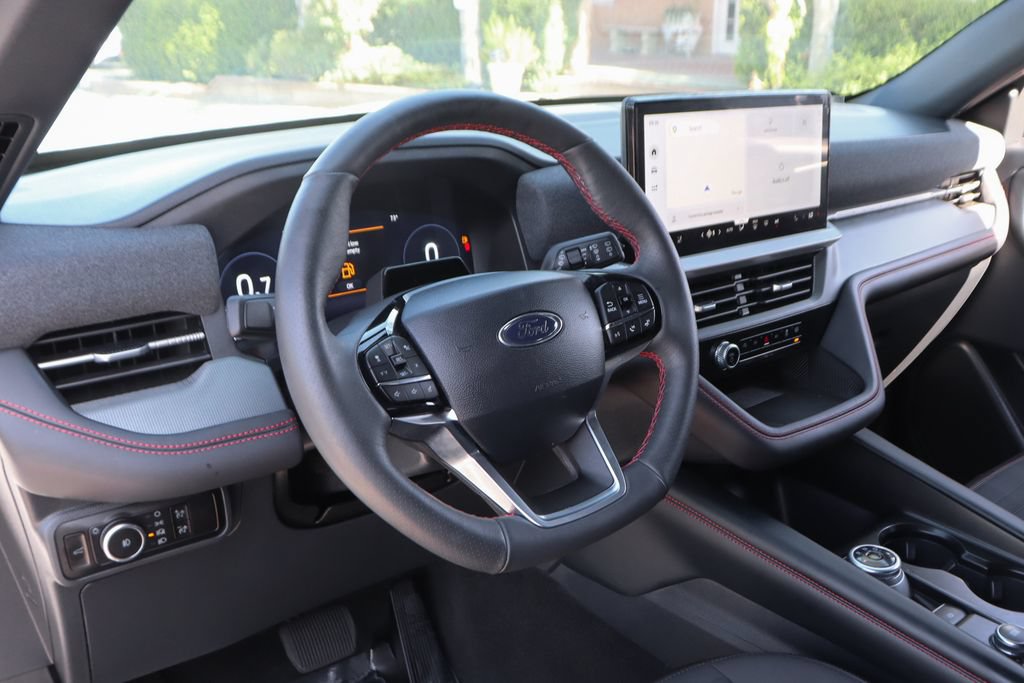Used 2026 Ford Explorer ST-Line w/ ST-Line Street Pack AWD/4WD image 21