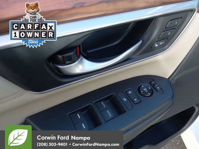 Used 2020 Honda CR-V Touring image 11