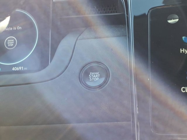 Used 2024 Hyundai Tucson N Line image 16