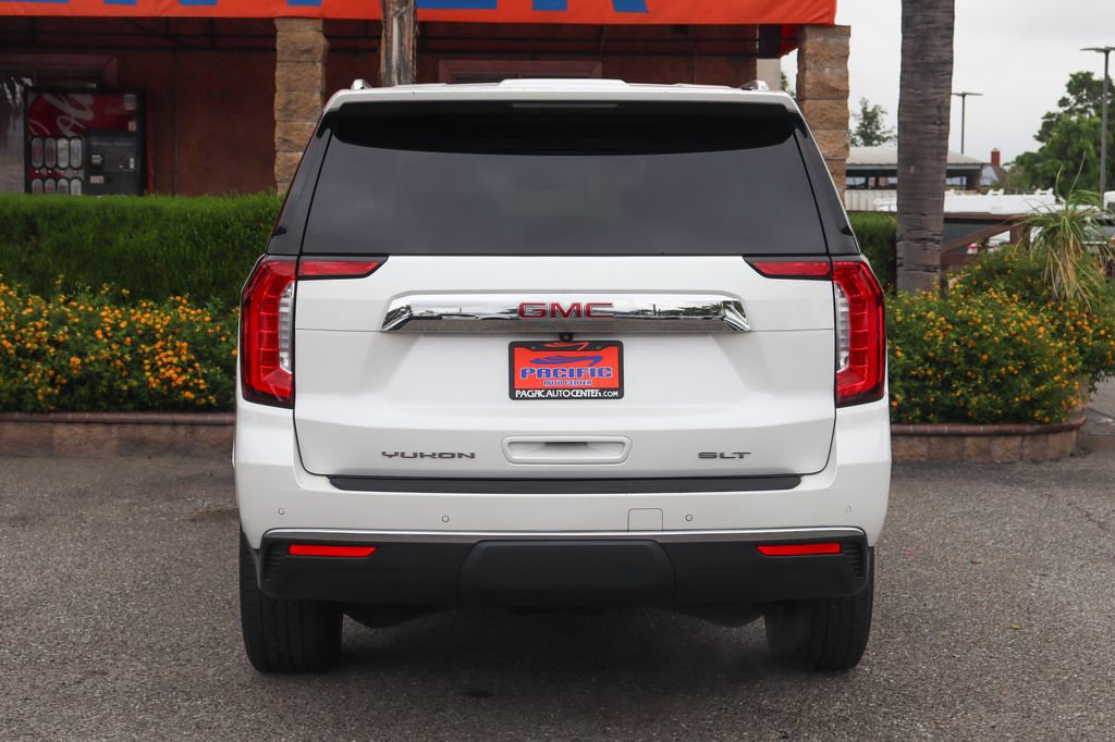 Used 2021 GMC Yukon XL SLT w/ SLT Premium Package image 7