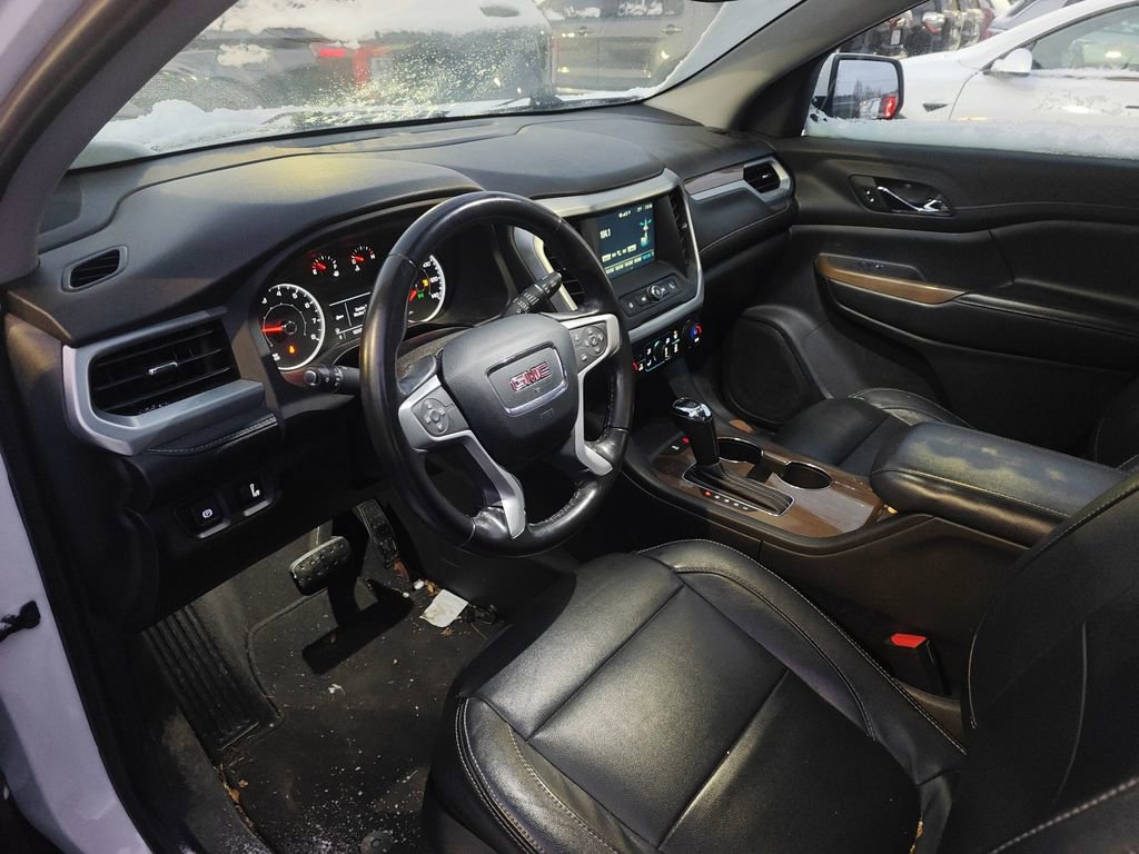 Used 2019 GMC Acadia SLE image 7