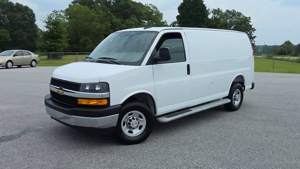 Certified 2025 Chevrolet Express 2500 w/ Driver Convenience Package RWD image 4