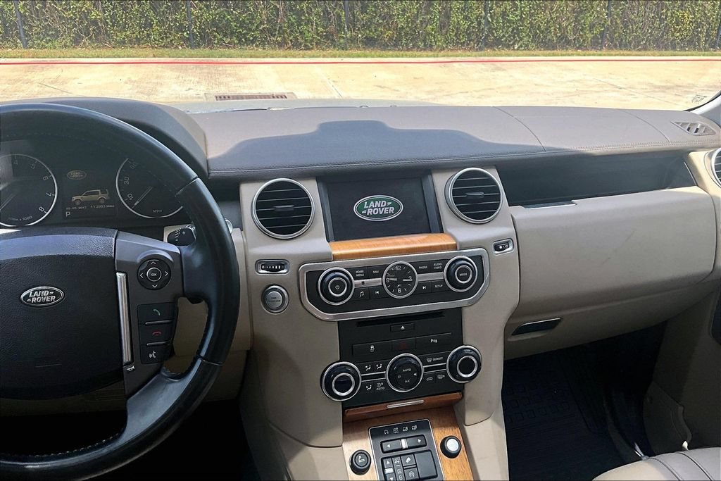 Used 2015 Land Rover LR4 HSE AWD/4WD image 8