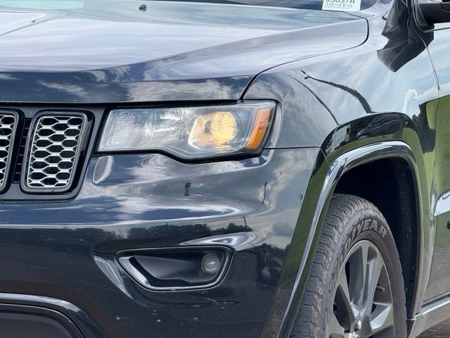 Used 2021 Jeep Grand Cherokee Laredo X AWD/4WD image 11