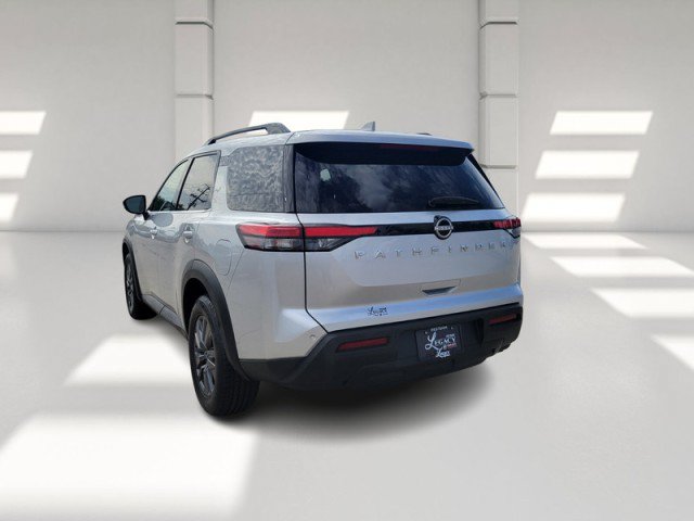Used 2025 Nissan Pathfinder SV FWD image 6