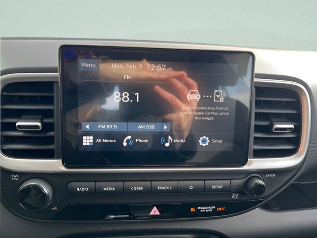 New 2026 Hyundai Venue SE FWD image 19