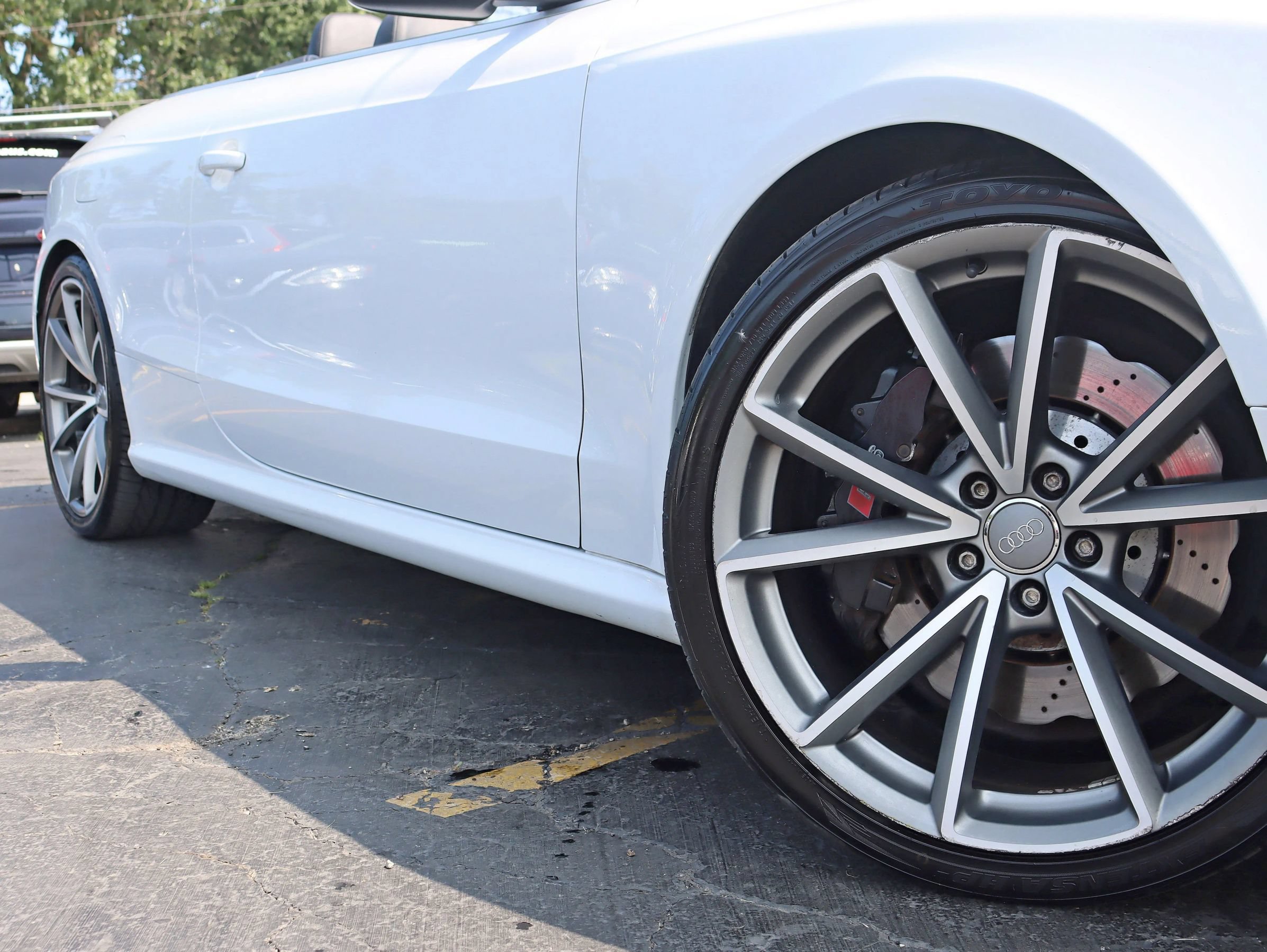 Used 2015 Audi RS 5 Cabriolet AWD/4WD image 5