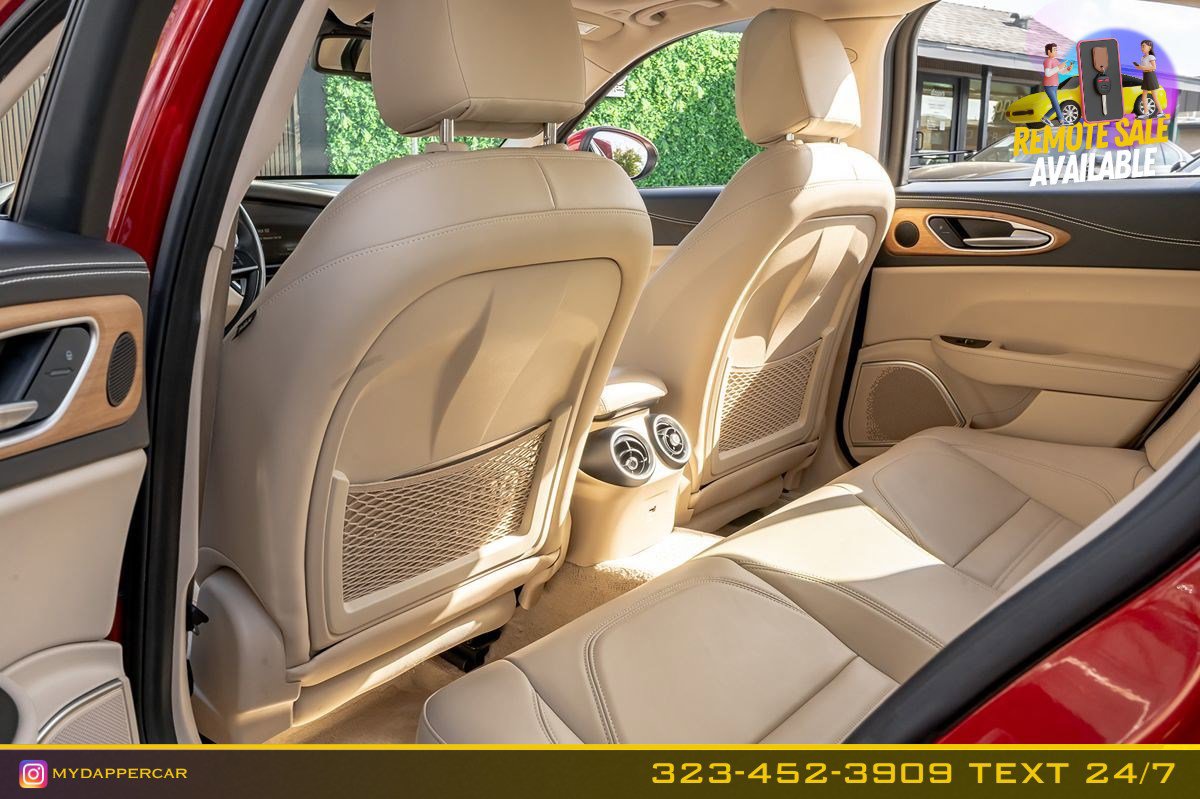 Used 2018 Alfa Romeo Giulia Ti w/ Quick Order Package 22Z Lusso image 15