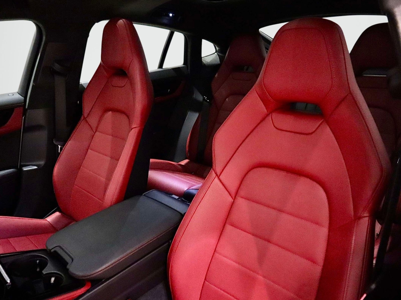 Used 2026 Porsche Panamera GTS AWD/4WD image 25