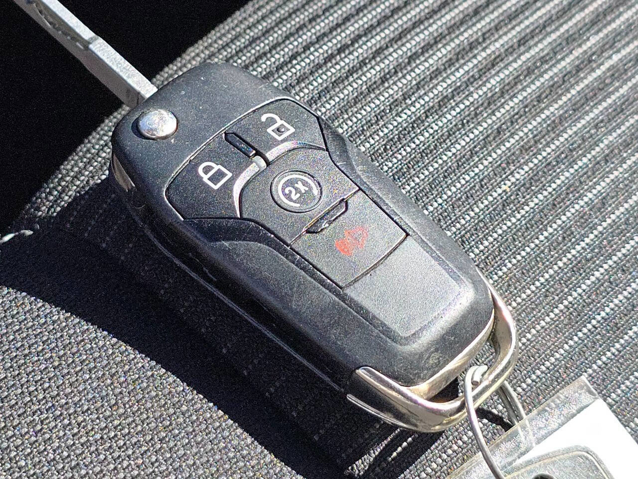 Used 2017 Ford F150 XLT w/ Equipment Group 302A Luxury image 34