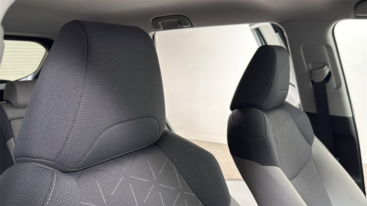 Certified 2025 Toyota RAV4 XLE image 19