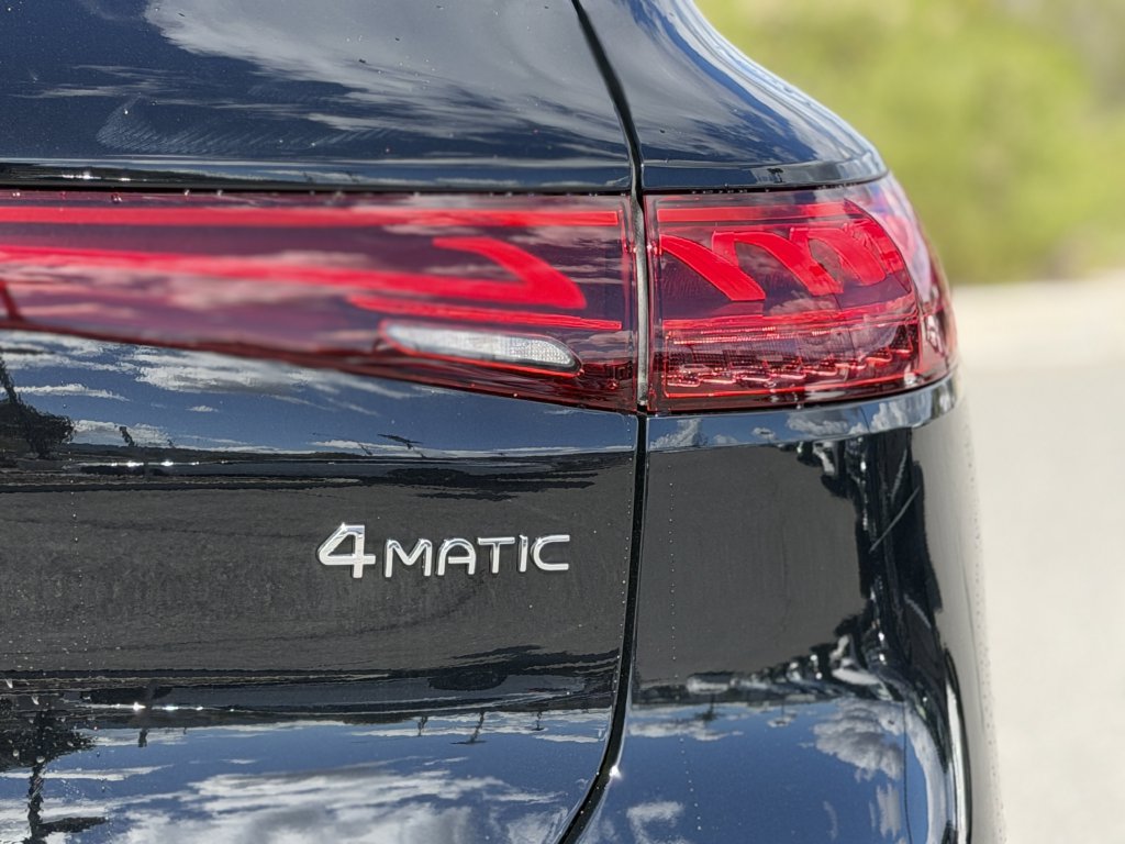 New 2026 Mercedes-Benz EQS 400 4MATIC SUV image 12