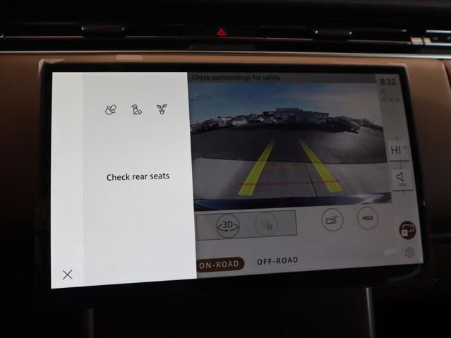 New 2025 Land Rover Range Rover SE image 15