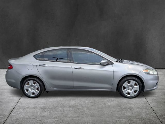 Used 2015 Dodge Dart SE w/ Convenience Group FWD image 4