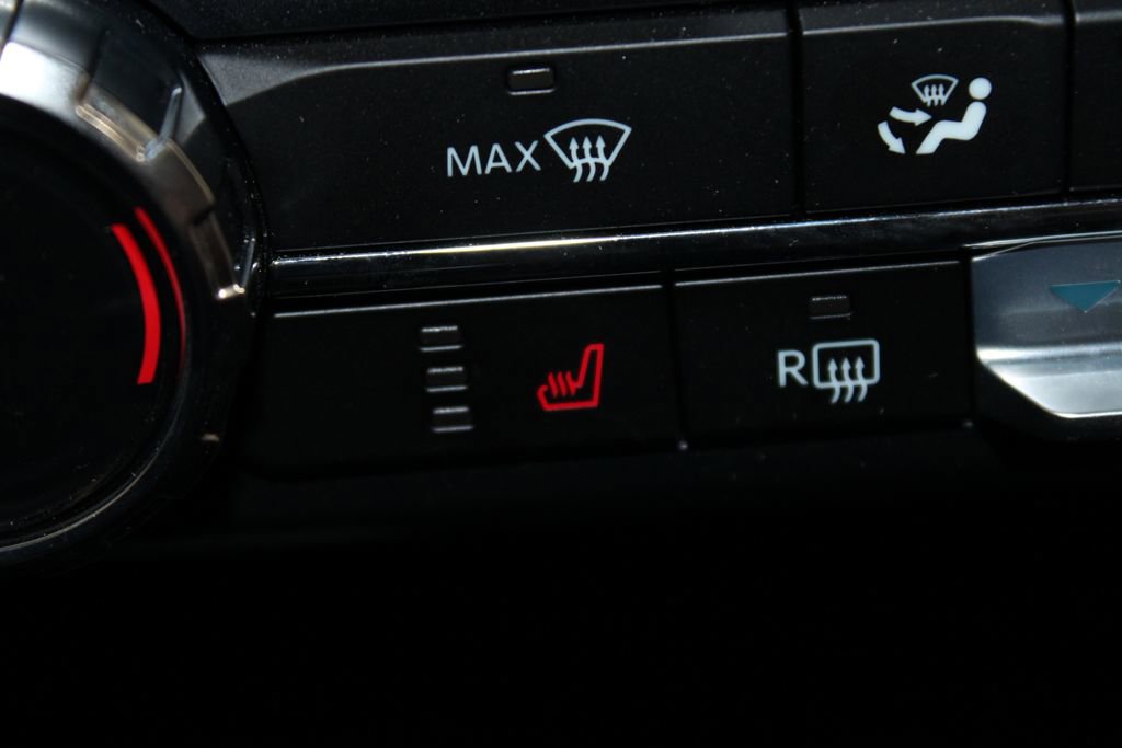 Used 2024 Ford F150 XLT w/ Equipment Group 302A MID image 31