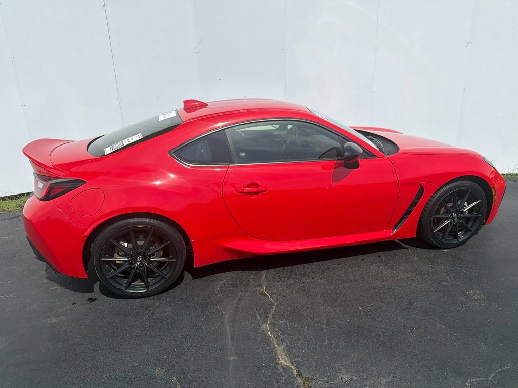 Certified 2023 Toyota GR86 Premium RWD image 3